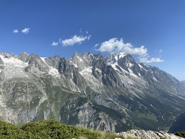 Photo 15 08 21, 10 56 37